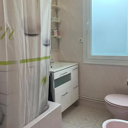 Piso Centrico En Appartement *